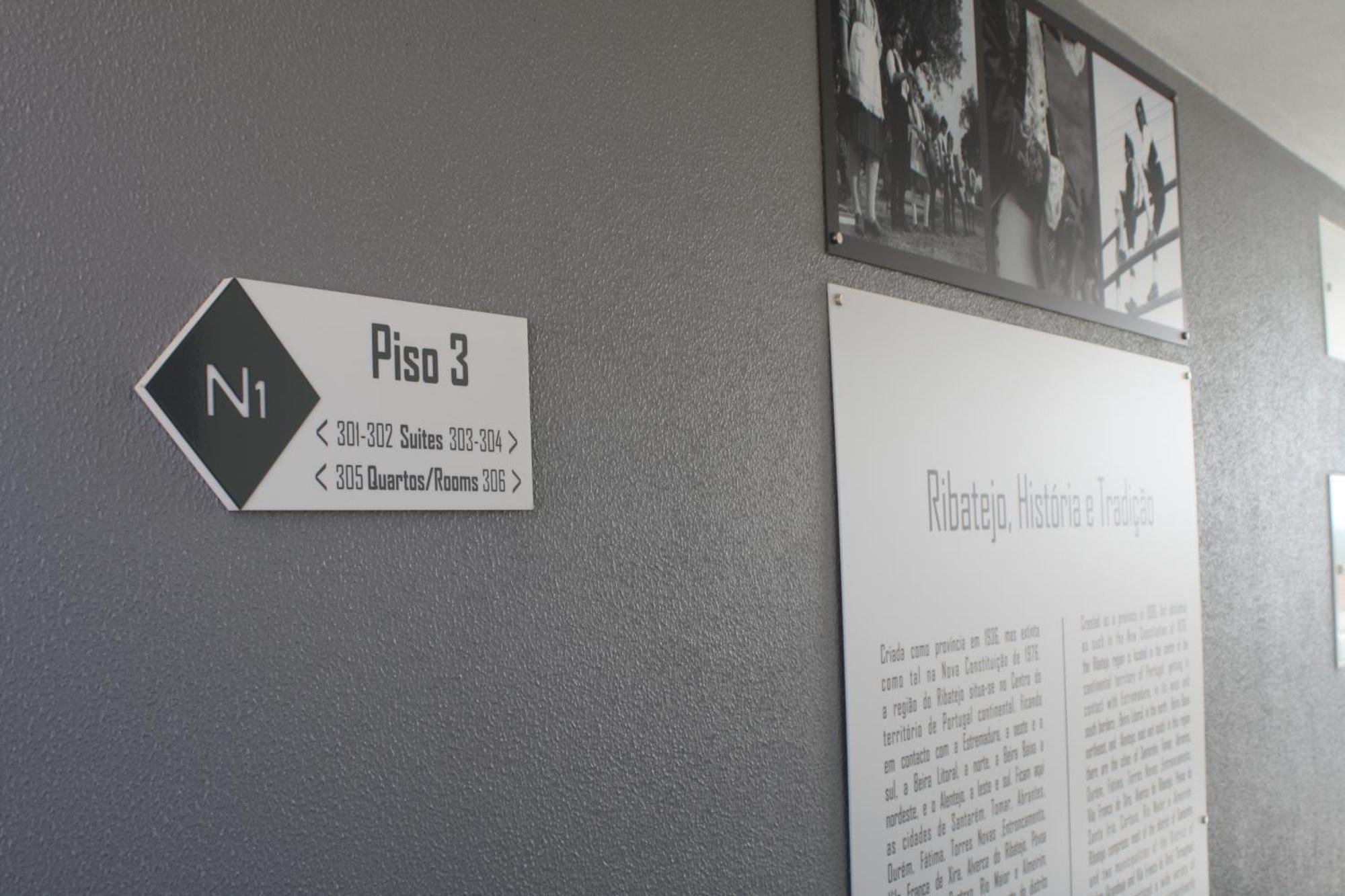 N1 Hostel Apartments And Suites Santarém Room photo