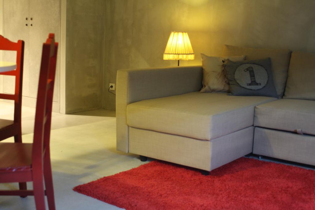 N1 Hostel Apartments And Suites Santarém Room photo